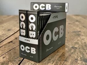 OCB Black Premium Connoisseur + Tips